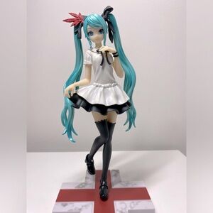 Hatsune Miku Sega Project Diva Figure